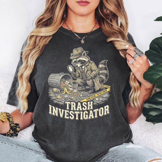 ごみ調査のアライグマ探偵 楽しい Tシャツ