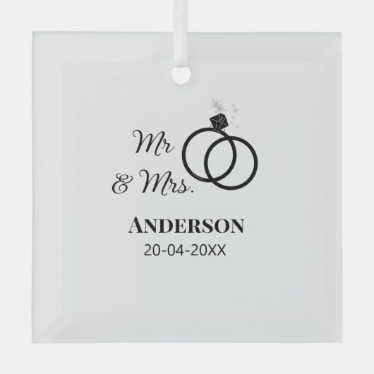 ご夫婦の姓 結婚記念日 年  結婚のお祝いギフト ガラスオーナメント (正面)