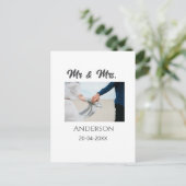 ご夫婦の姓 結婚記念日 年  結婚のお祝いギフト ポストカード (スタンド正面)