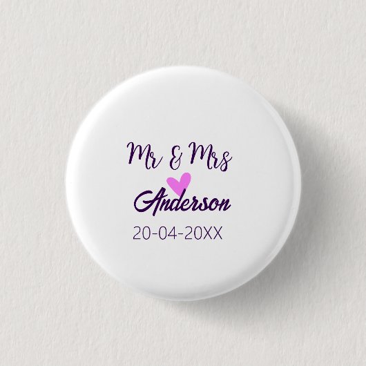 ご夫婦の姓 結婚記念日 年  結婚のお祝いギフト 缶バッジ (正面)