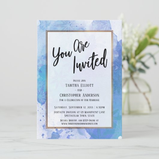 ご招待します ゴールドの枠線が付いた抽象的な青い飛沫 招待状 (スタンド正面)