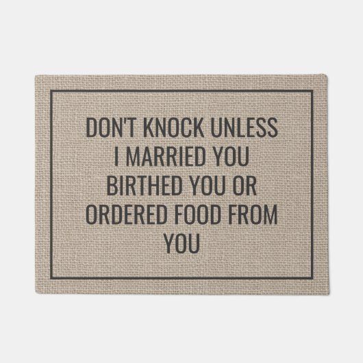 ご飯を頼まないとノックするなおもしろい ドアマット (正面)