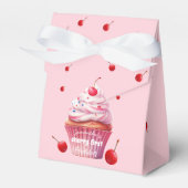 さくらんぼとカップケーキファースト誕生日 フェイバーボックス (正面サイド)