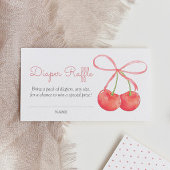 さくらんぼとピンクリボン赤ちゃんシャワーおむつラッフル エンクロージャーカード