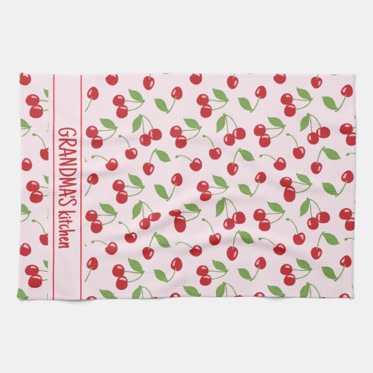 さくらんぼのパター淡い色のン（ピンクの名前エプロン付き） キッチンタオル (横)
