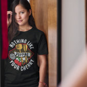 さくらんぼのポップにおもしろい似ない – Tシャツ