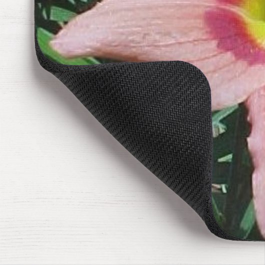 さくらんぼの粉砕のワスレグサ マウスパッド (コーナー)