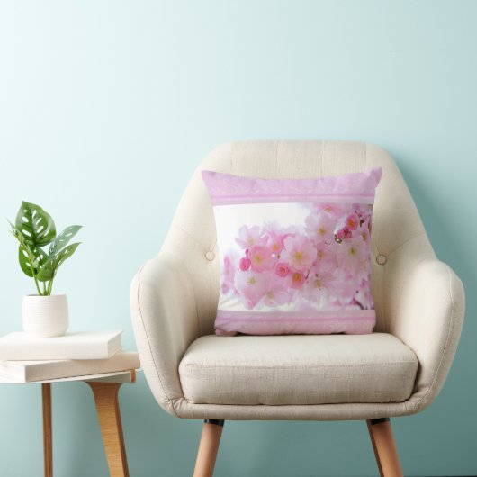 さくらんぼの花とペイズリー クッション (椅子)