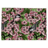 さくらんぼの花と《鳥》アメリカゴガラの緑 ラージペーパーバッグ (裏面)