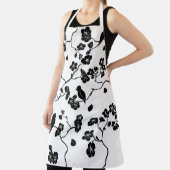 さくらんぼの花に咲く白黒鳥 エプロン (インサイチュ)