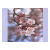 さくらんぼの花房とピンクとブルー テーブルクロス (正面(横))