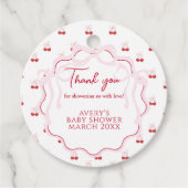 さくらんぼオントップピンクボウ赤ベビーガールシャワー フェイバータグ (正面)