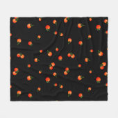 さくらんぼトマトイラストレーション。シームレスな水色 フリースブランケット (正面(横))