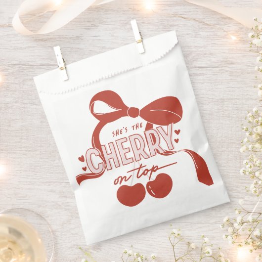 さくらんぼファーストコケット女子1歳の誕生日 フェイバーバッグ (クリップ留めされた状態)