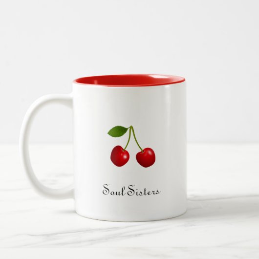 さくらんぼフルーツオンホワイトソウルシスターズ ツートーンマグカップ (左)