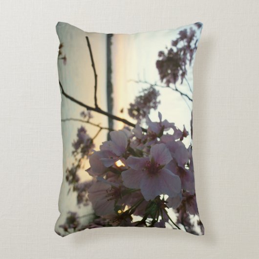 さくらんぼブロッサムサンセットinワシントンDC アクセントクッション (正面(垂直))