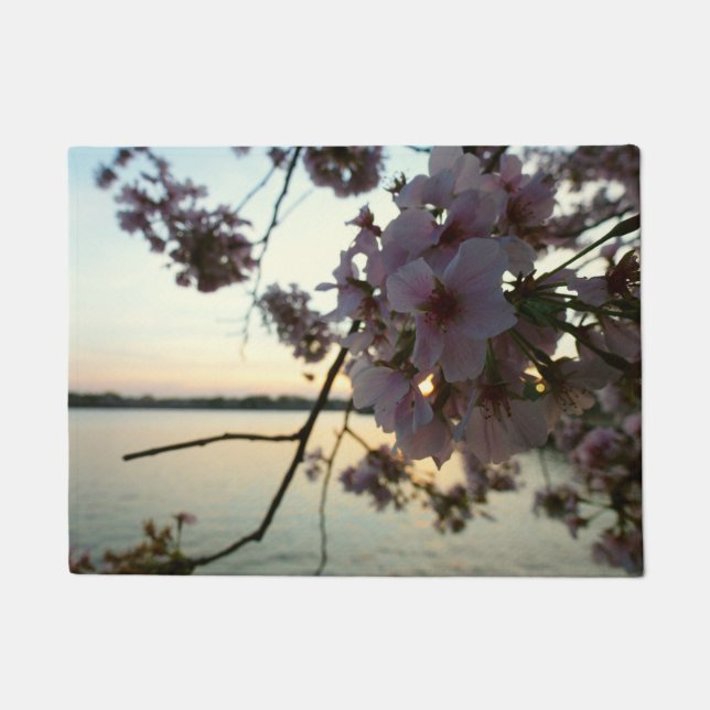 さくらんぼブロッサムサンセットinワシントンDC ドアマット (正面)