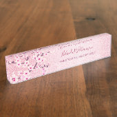 さくらんぼブロッサムピンクグリッターヘアとメイクアップ デスクネームプレート (側面)
