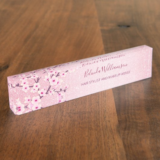 さくらんぼブロッサムピンクグリッターヘアとメイクアップ デスクネームプレート (側面)