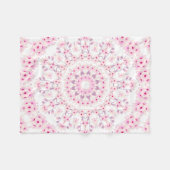 さくらんぼブロッサムマンダラパターンフローラピンク フリースブランケット (正面(横))