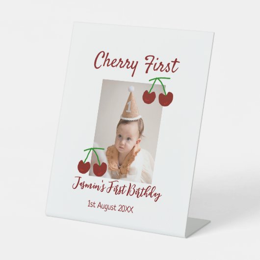 さくらんぼ初のハッピーバースデー写真キッズ赤モダン色 台座サイン (正面)