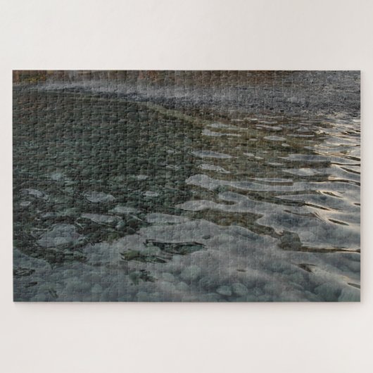 さざなみを帯びた水中の滑らかな石、写真8 ジグソーパズル (横)