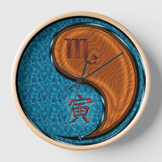 さそり座と木の虎 壁時計 (正面)