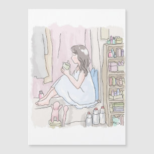 さにいむじ お部屋の隅っこのカーテンのある窓際で座って湯呑でお茶をすする女性の横姿のイラスト