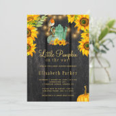 さびしい秋の赤ちゃんシャワーの途中の小さなカボチャ 招待状 (スタンド正面)