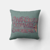 さまざまで非常に危険なグラフィック – ピンク クッション (裏面)