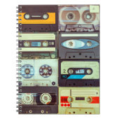 さまざまなヴィンテージオーディオカセット ノートブック (正面)