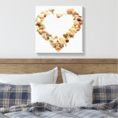 さまざまな貝殻の型枠ハート形状 キャンバスプリント (インサイチュ (寝室))