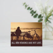 さまよい人は誰でもいない – 失った引用文カード ポストカード (スタンド正面)