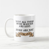 さまよい人は誰でもただの失ったばか者ではない コーヒーマグカップ (左)