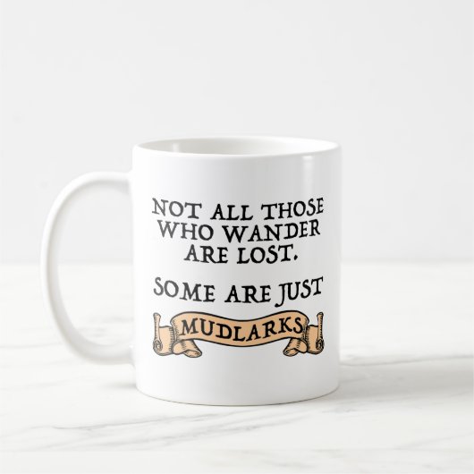 さまよい人は誰でもただの失ったばか者ではない コーヒーマグカップ (左)