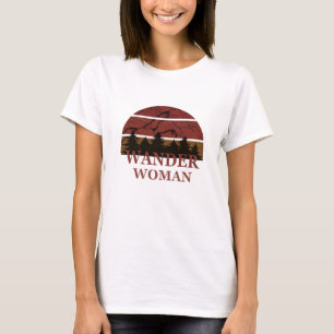 さまよい女のハイキング Tシャツ
