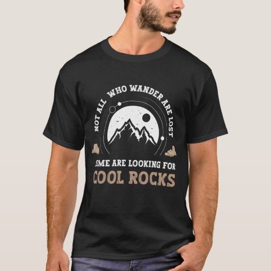 さまよい歩く者は全てレトロの岩失っただクールろう Tシャツ (正面)