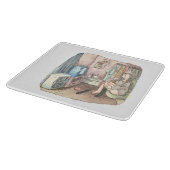 さやしくじ　衣類のかけてある部屋の座椅子に座ってテレビを見ながら靴下をはいている女性のイラスト カッティングボード (角)