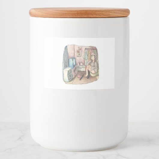 さやしくじ 衣類のかけてある部屋の座椅子に座ってテレビを見ながら靴下をはいている女性のイラスト フードラベル (正面)