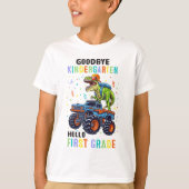 さようなら幼稚園こんにちは1年生の恐竜の少年 Tシャツ (正面)