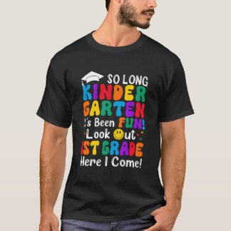 さようなら幼稚園 1ねんせいだよ Tシャツ