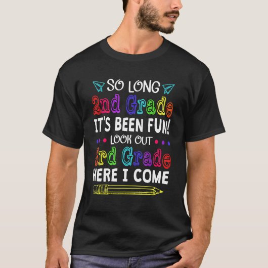 さようなら2年生ウェルカム3年生バックSch Tシャツ (正面)