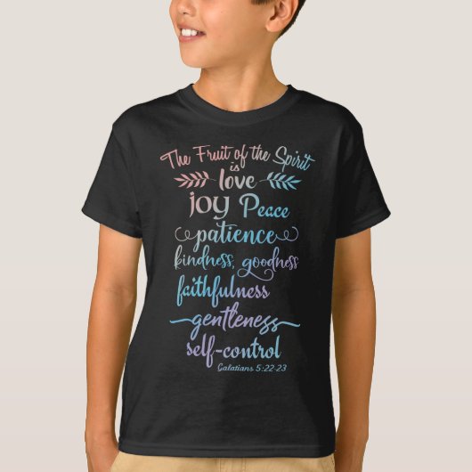 しかし、その精神の実は – Christian Faith Q Tシャツ (正面)