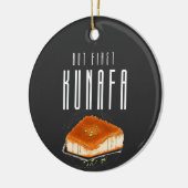 しかし、最初のKnafeh Kunafa Kunafeh AIが生成كنافة セラミックオーナメント (左)