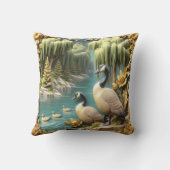 しだれ柳の中のカナダゲーゼ クッション (裏面)