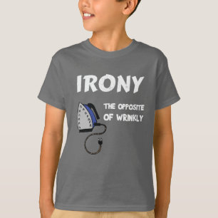 しわの反対の皮肉 Tシャツ