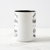 じいちゃんができると全て美味しい ツートーンマグカップ (中央)