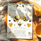 すぐに3つのベッド付き赤ちゃんシャワーの家族になる 招待状