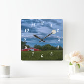 すごい納屋の壁時計の上の花の月 スクエア壁時計 (ホーム)