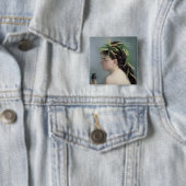 すずめを握っている女の子のポートレート 缶バッジ (インサイチュ)